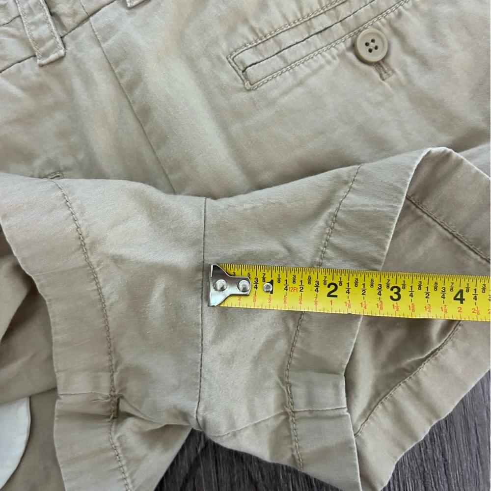 J. Crew Khaki chino shorts size 6